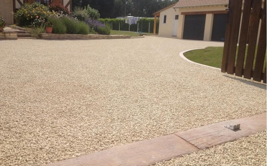 Cration Grande cour en Alvostar  Brionne conue le 30/04/2025
