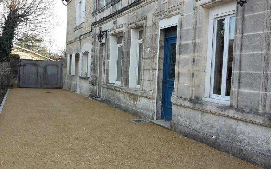 Cration Cour en Alvostar  Cognac ralise le 04/12/2023