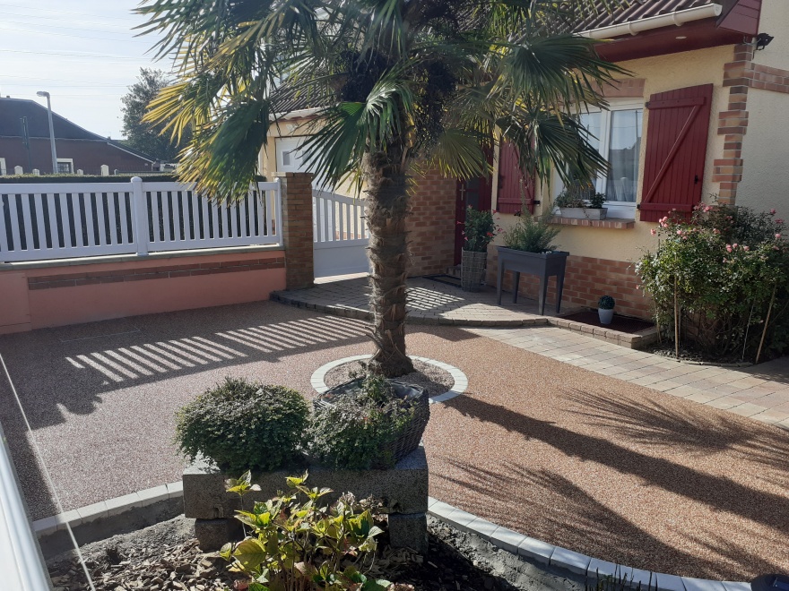Ralisation Entre de maison en Hydrostar et Pav la couture  SAINT NICOLAS D'ALIERMONT cre le 16/10/2020