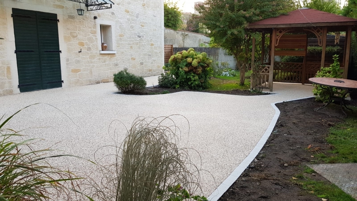 Conception Entre de maison en Hydrostar et Pav la couture - Isre cre le 16/02/2021