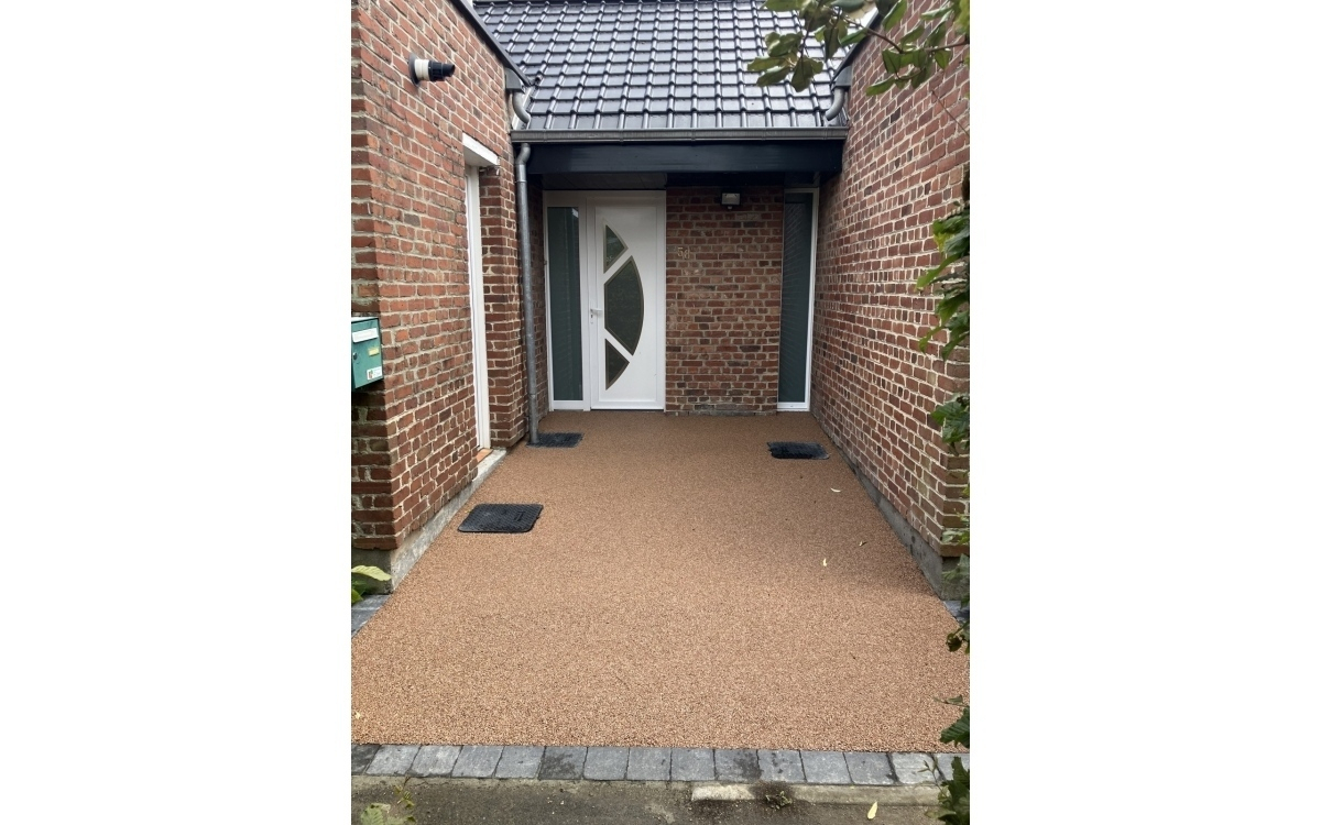 Ralisation Entre de maison en Hydrostar  Marly cre le 07/06/2024