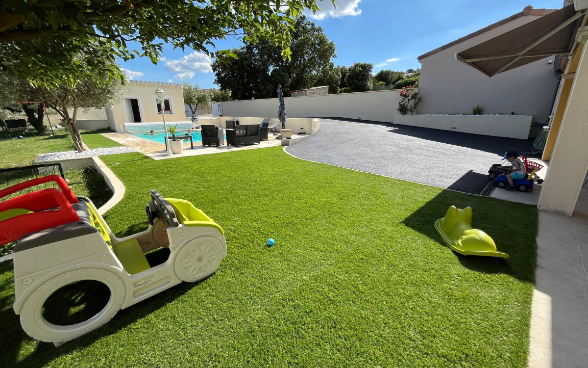 Conception Entr�e de maison en Dm green� et enrob� � chaud - Dr�me r�alis�e le 11/07/2024