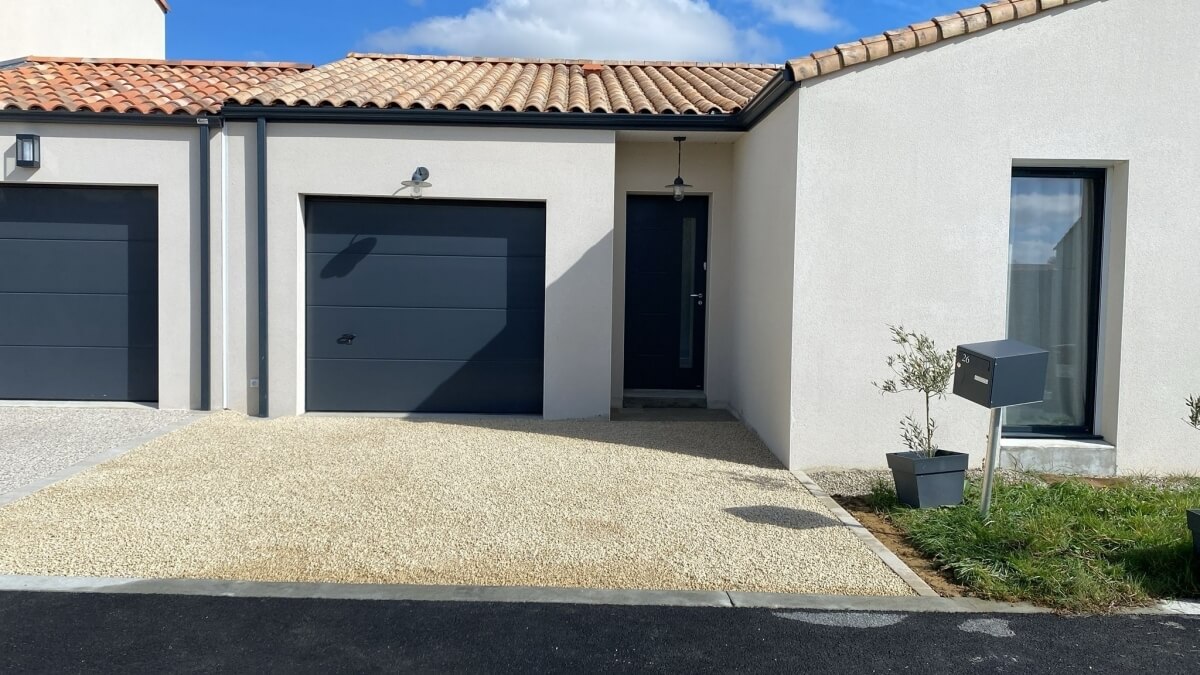 Cration Entre de maison en Alvostar - Vende conue le 07/04/2025