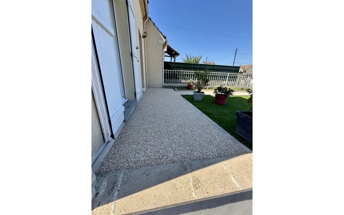 Conception Entre de maison en Dm green et Hydrostar  MERY SUR OISE  cre le 01/05/2025
