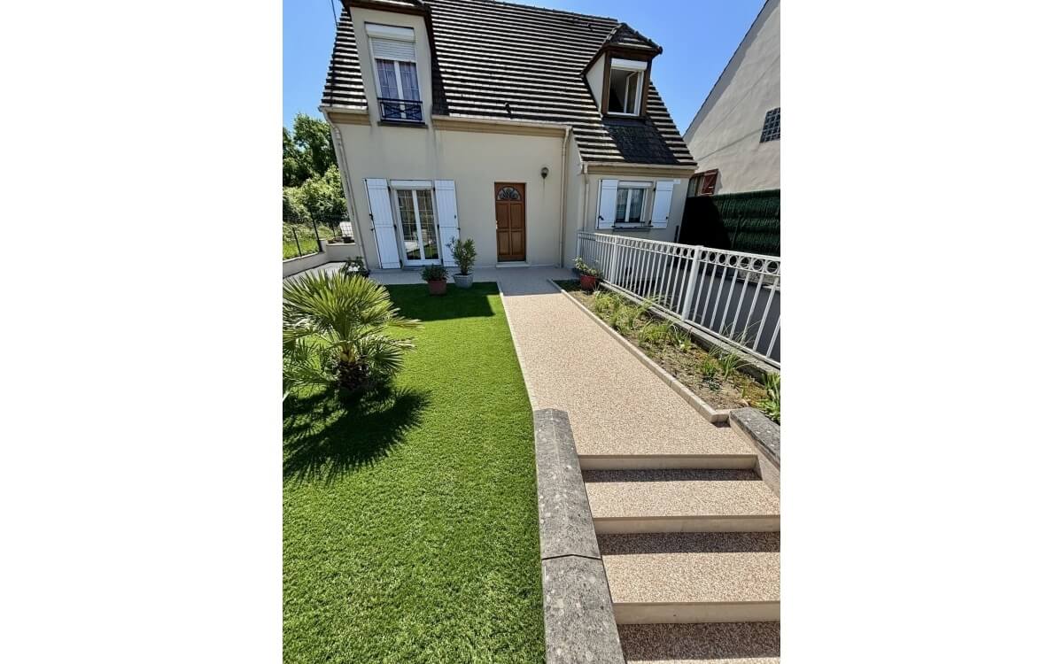 Conception Entre de maison en Dm green et Hydrostar  MERY SUR OISE  cre le 01/05/2025