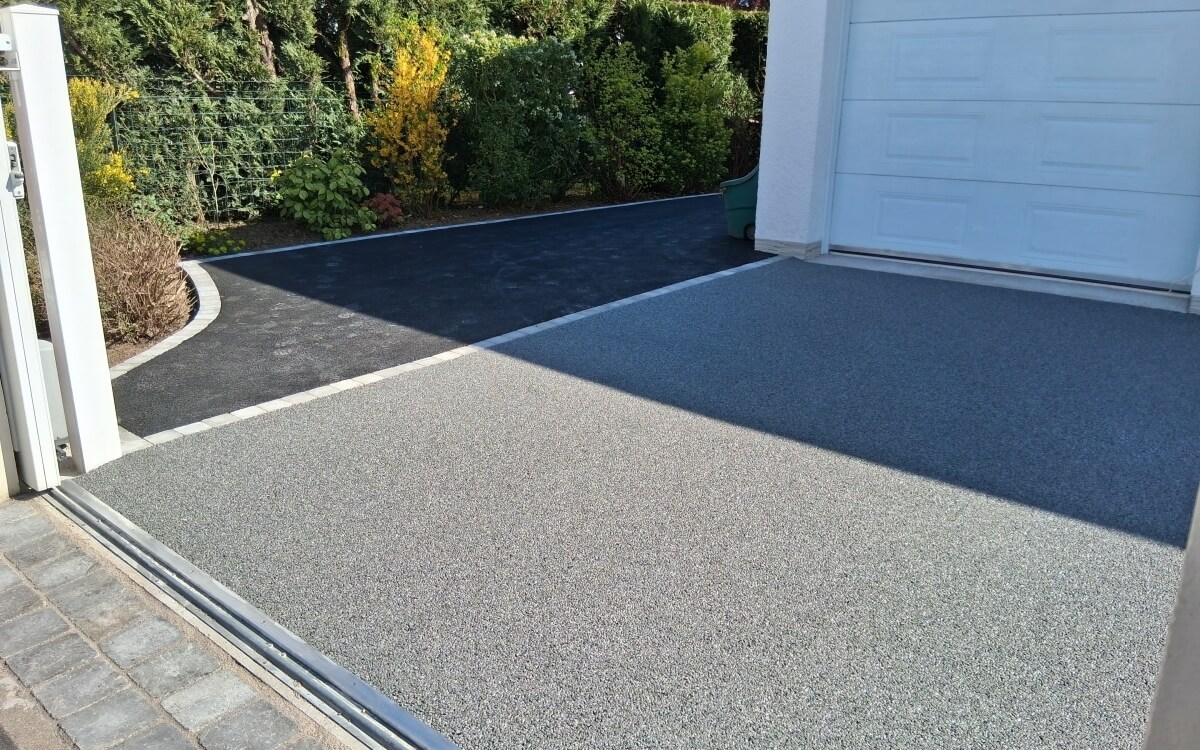 Ralisation Entre de maison en enrob  chaud et Hydrostar  Crosne conue le 17/04/2025