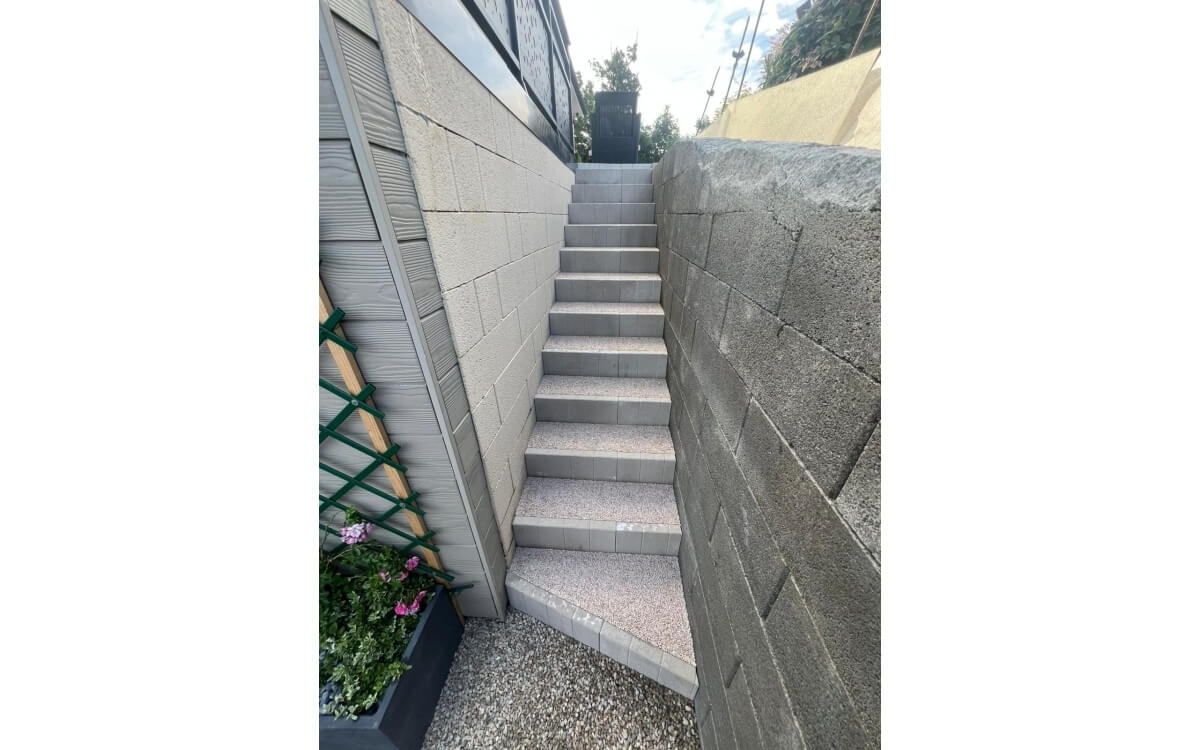 Cration Escalier en Minralstar   Vassy ralise le 20/06/2025