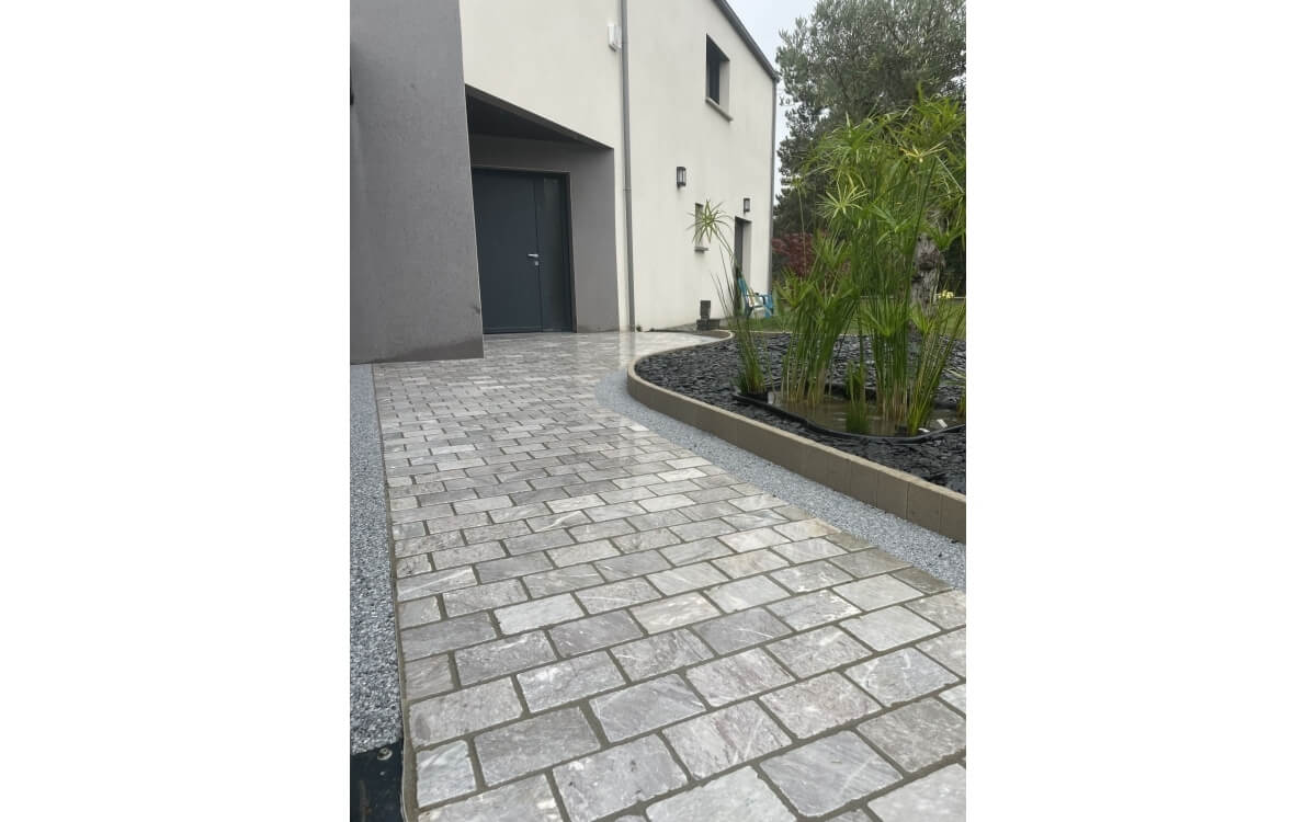 Ralisation Entre de maison en pavage et Hydrostar Gris Perle - Ctes d'armor