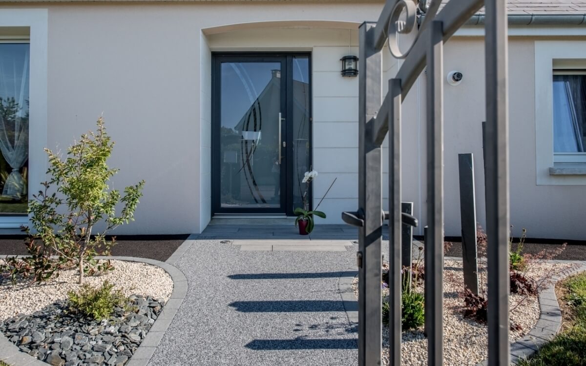 Conception Entr�e de maison en Min�ralstar � - Lot et Garonne