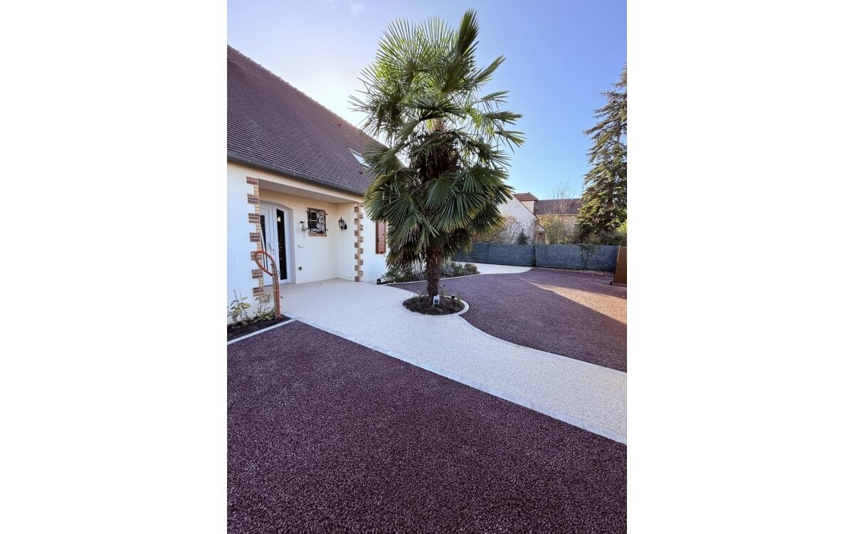 Cr�ation Entr�e de maison en enrob� � chaud, Hydrostar� et Pav� la couture� � AUVERS SUR OISE  r�alis�e le 01/12/2025