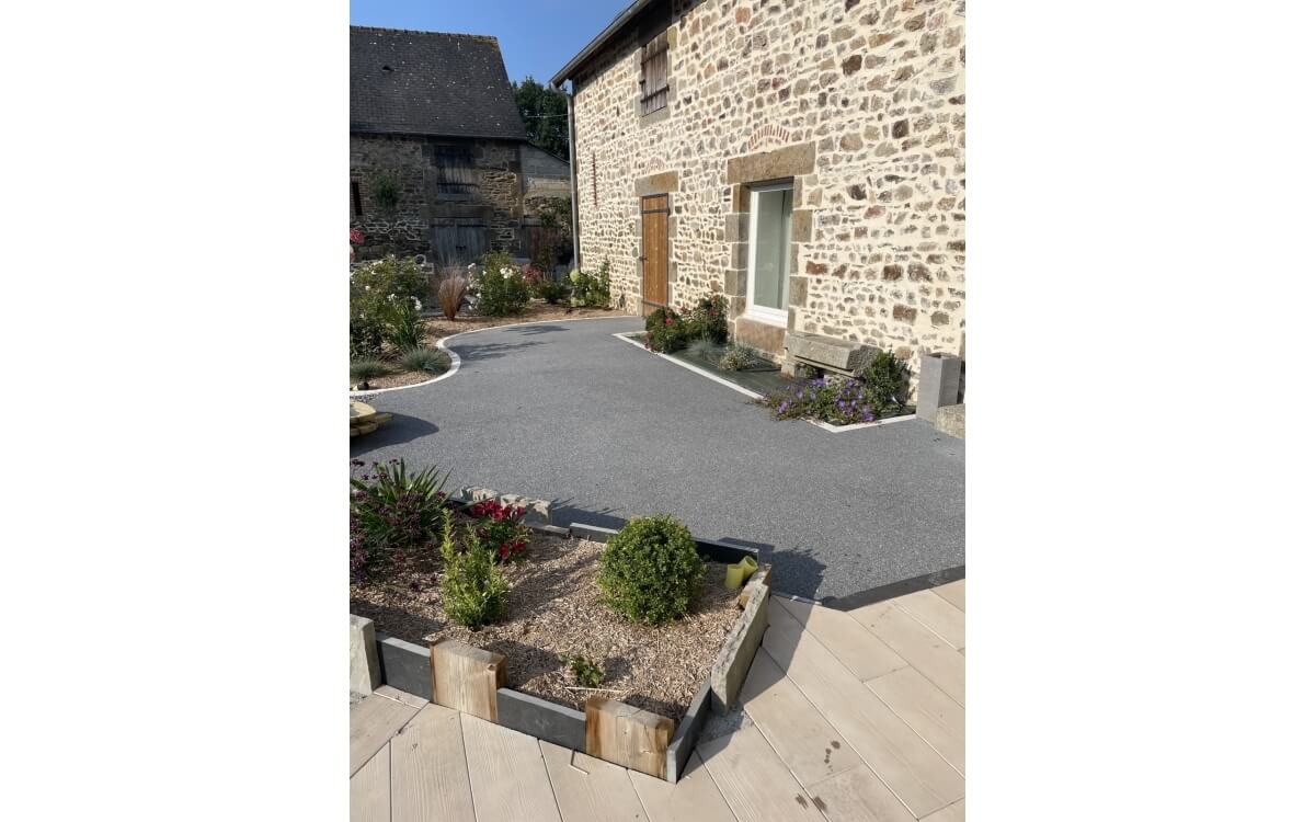 Conception Entr�e de maison en Min�ralstar � - Lot et Garonne