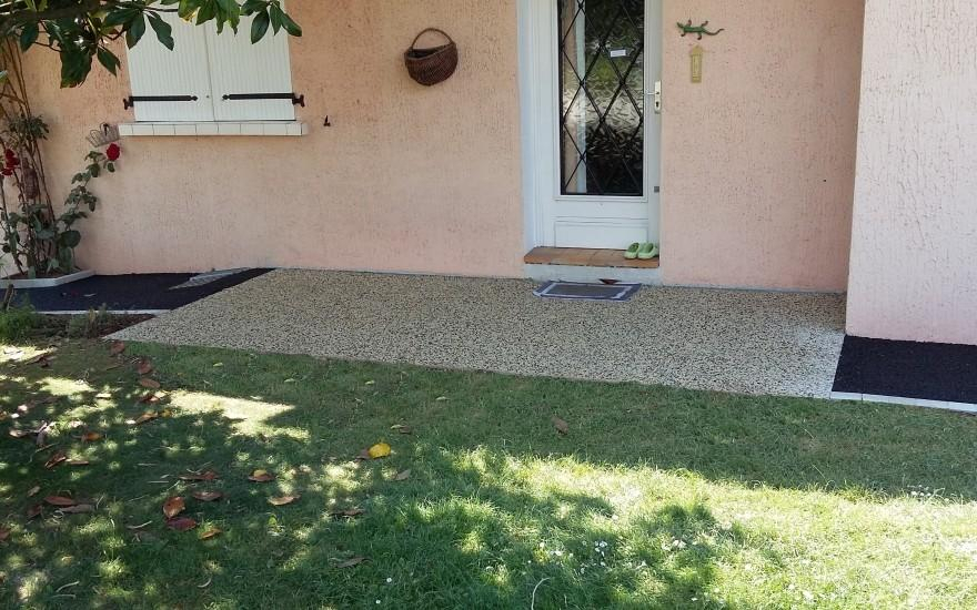 Ralisation Entre de maison en bton dsactiv  Meyzieu conue le 01/05/2025