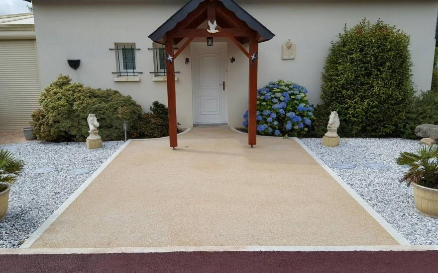 Ralisation Entre de maison en Minralstar et Stardraine  Auray conue le 01/05/2025