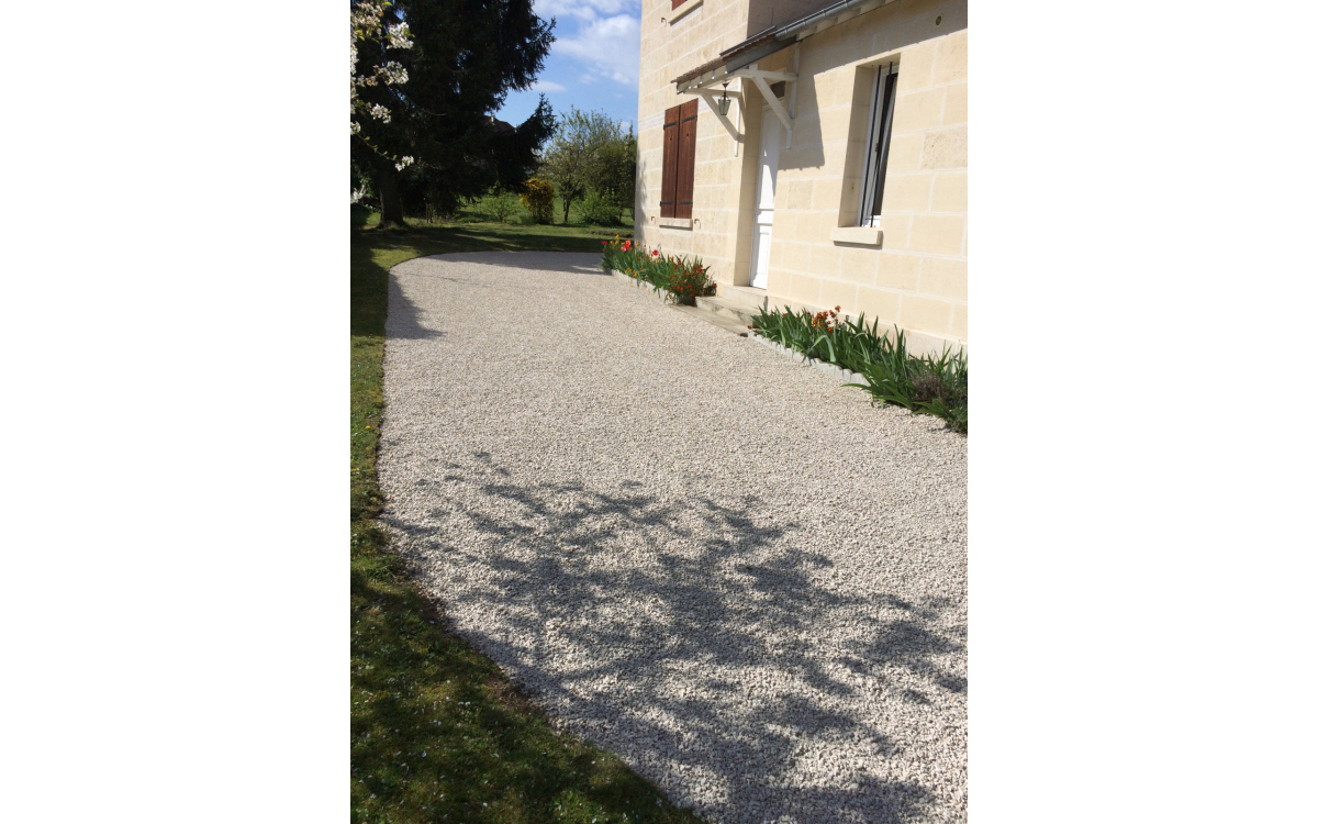 Ralisation Entre de maison en Gravistar  Senlis cre le 01/05/2025