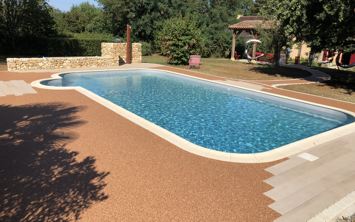 Ralisation Plage de piscine en Boib et Hydrostar - Dordogne conue le 18/05/2021