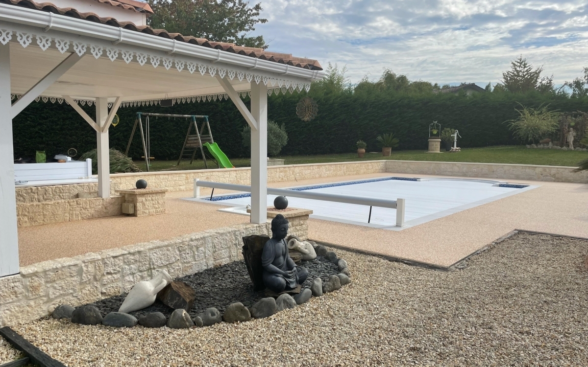 Cration Plage de piscine en Hydrostar - Gironde conue le 17/11/2021