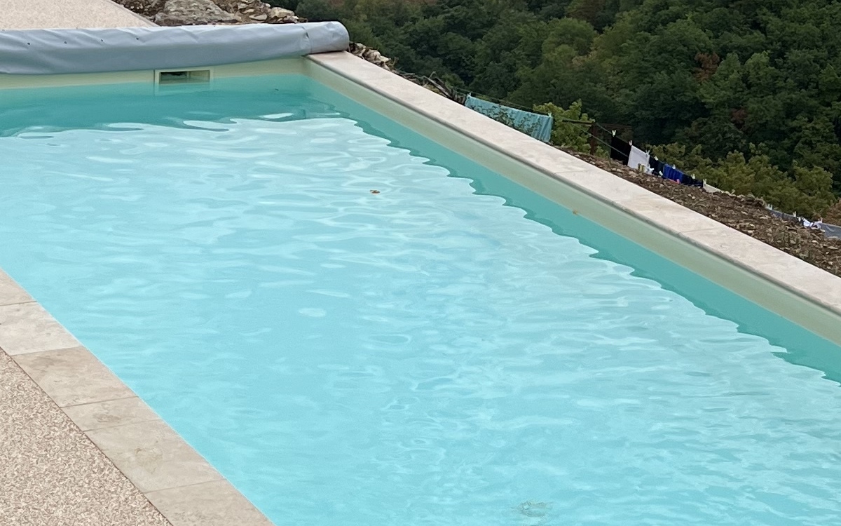Conception Plage de piscine en Hydrostar et Pav la couture - Aveyron cre le 24/08/2022