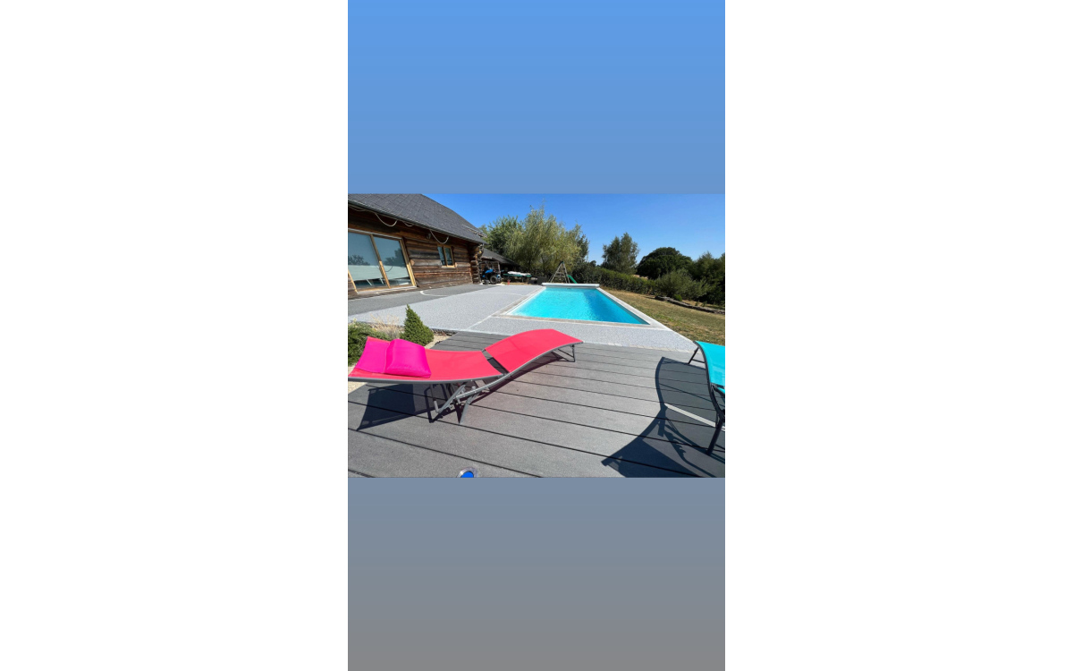 Cration Plage de piscine en Hydrostar  12000 ralise le 10/10/2022