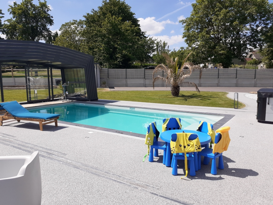 Cration Plage de piscine en Hydrostar et Pav la couture - Orne ralise le 15/04/2021