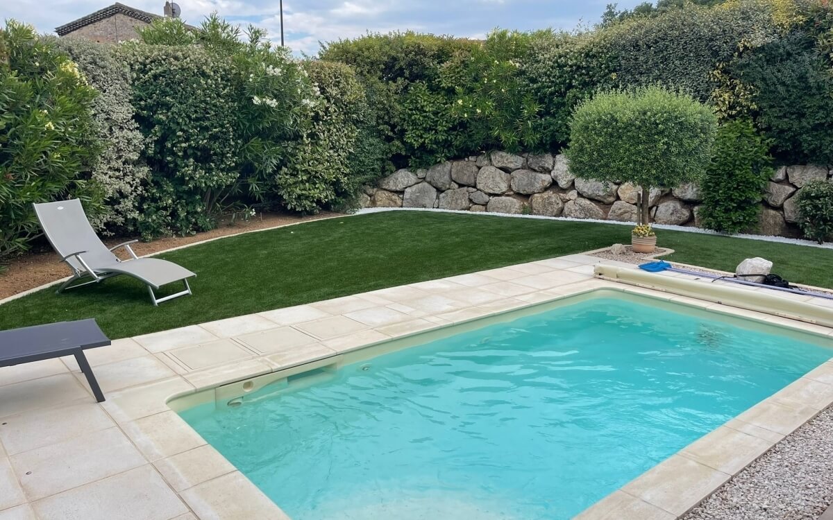 Cration Plage de piscine en Dm green - Drme ralise le 11/06/2025