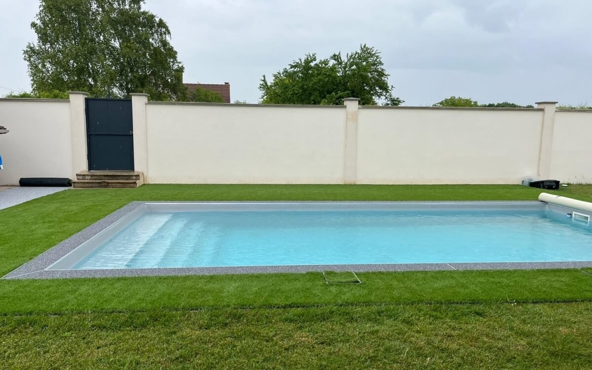 Conception Plage de piscine en Dm green et Hydrostar  SAINT LYE  cre le 16/04/2025