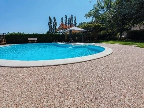 Conception Plage de piscine en Hydrostar - Allier