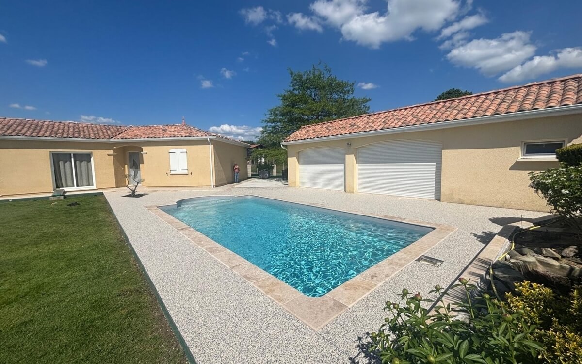 Conception Plage de piscine en Hydrostar� - Lot et Garonne