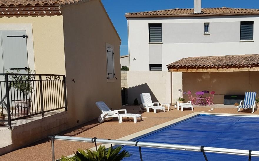 Cration Plage de piscine en Hydrostar  Nmes conue le 01/05/2025