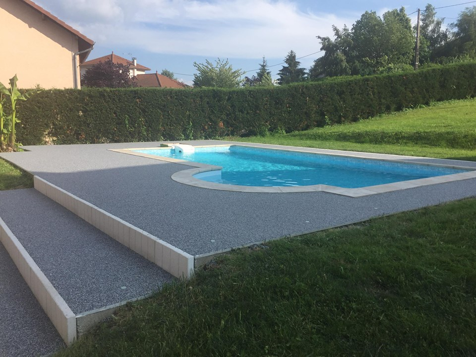 Cration Plage de piscine en Hydrostar gris  Bizonnes ralise le 19/09/2018