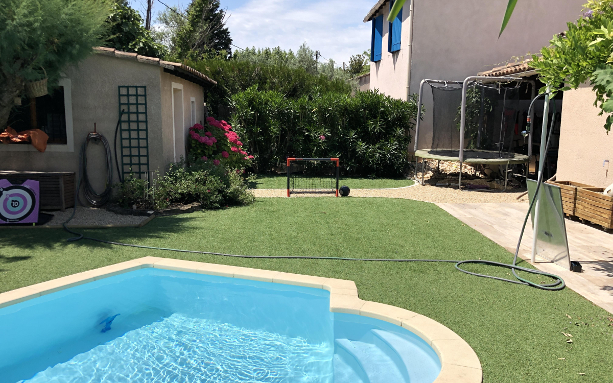 Conception Plage de piscine en DM Green - Vaucluse cre le 13/05/2020