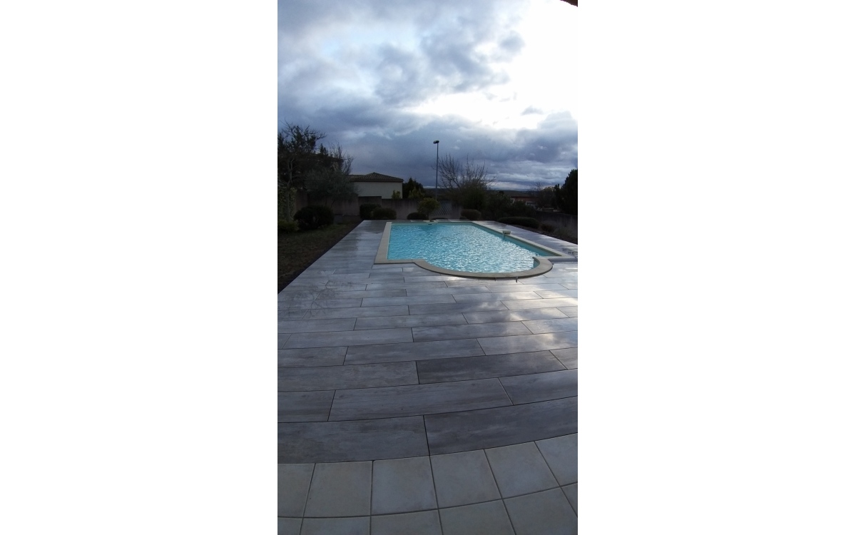 Cration Plage de piscine en terrasse sur plots  CARCASSONNE ralise le 04/12/2020