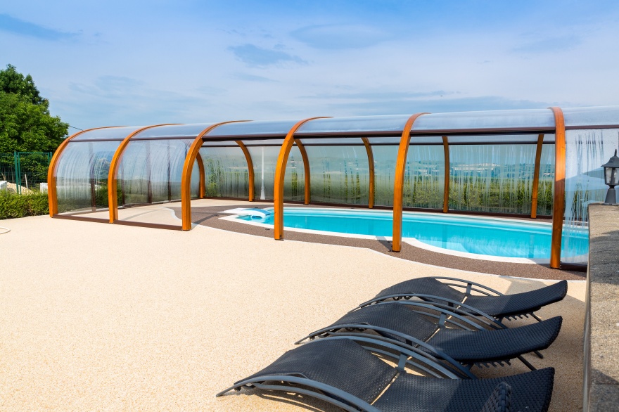 Cration Plage de piscine en Hydrostar  Montferrat conue le 12/05/2016