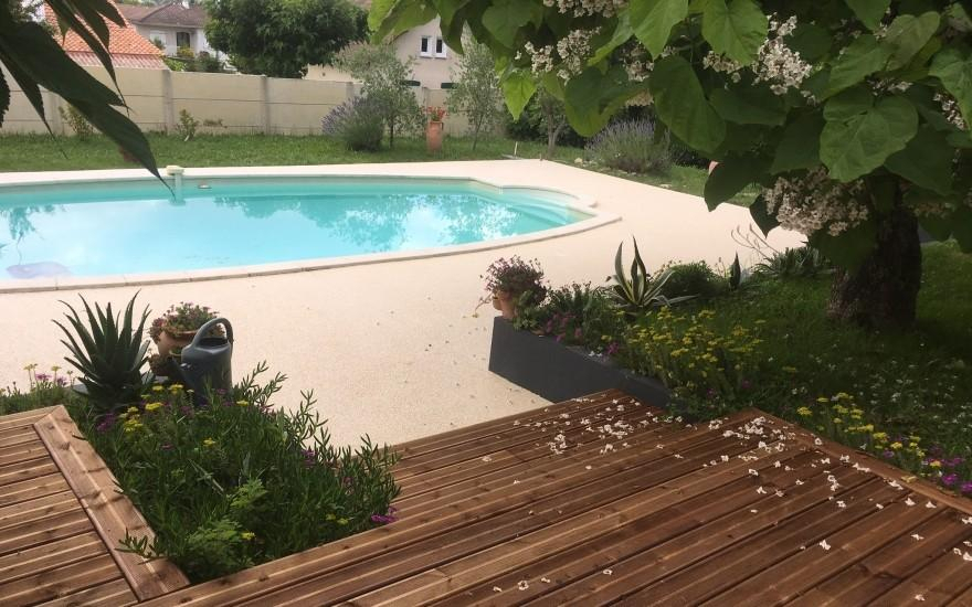 Conception Plage de piscine en Minralstar  Talence