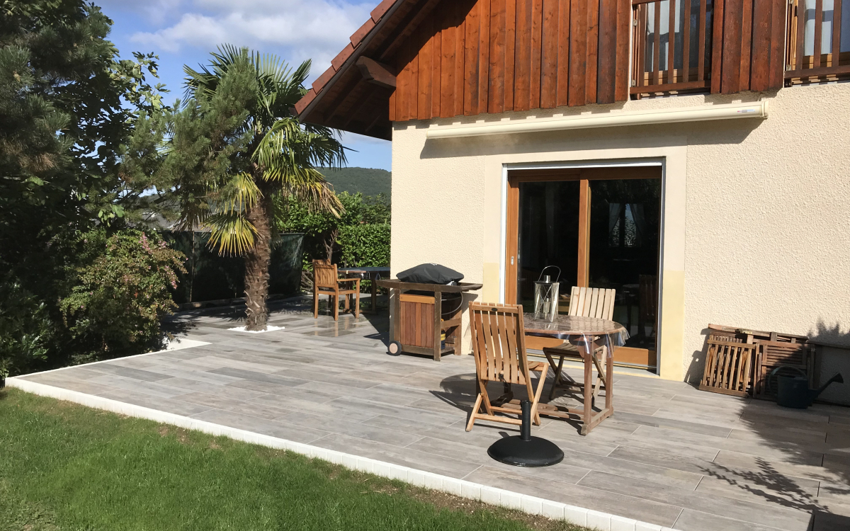 Conception Terrasse en grs crame et terrasse sur plots  AIX LES BAINS ralise le 15/06/2020