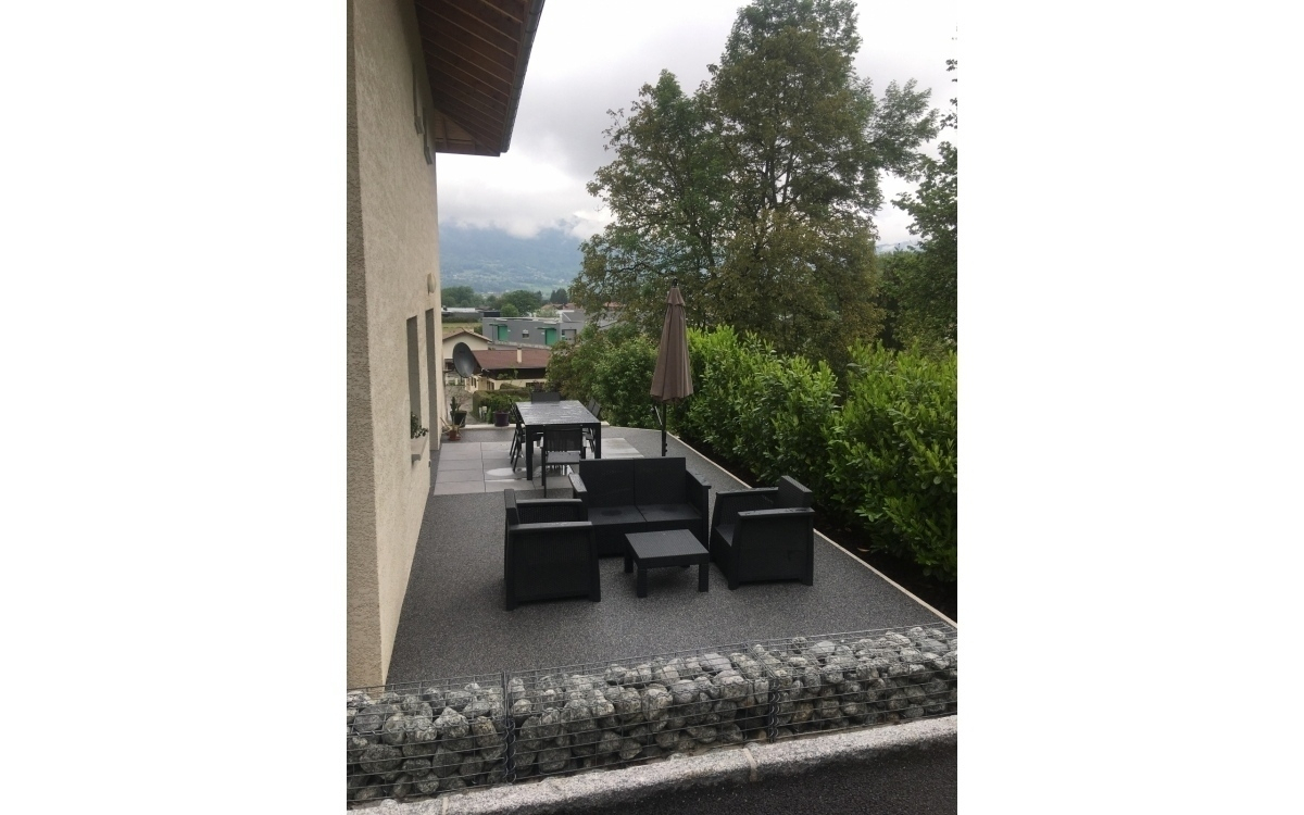 Cration Terrasse en grs crame et Hydrostar  MARNAZ conue le 16/05/2019