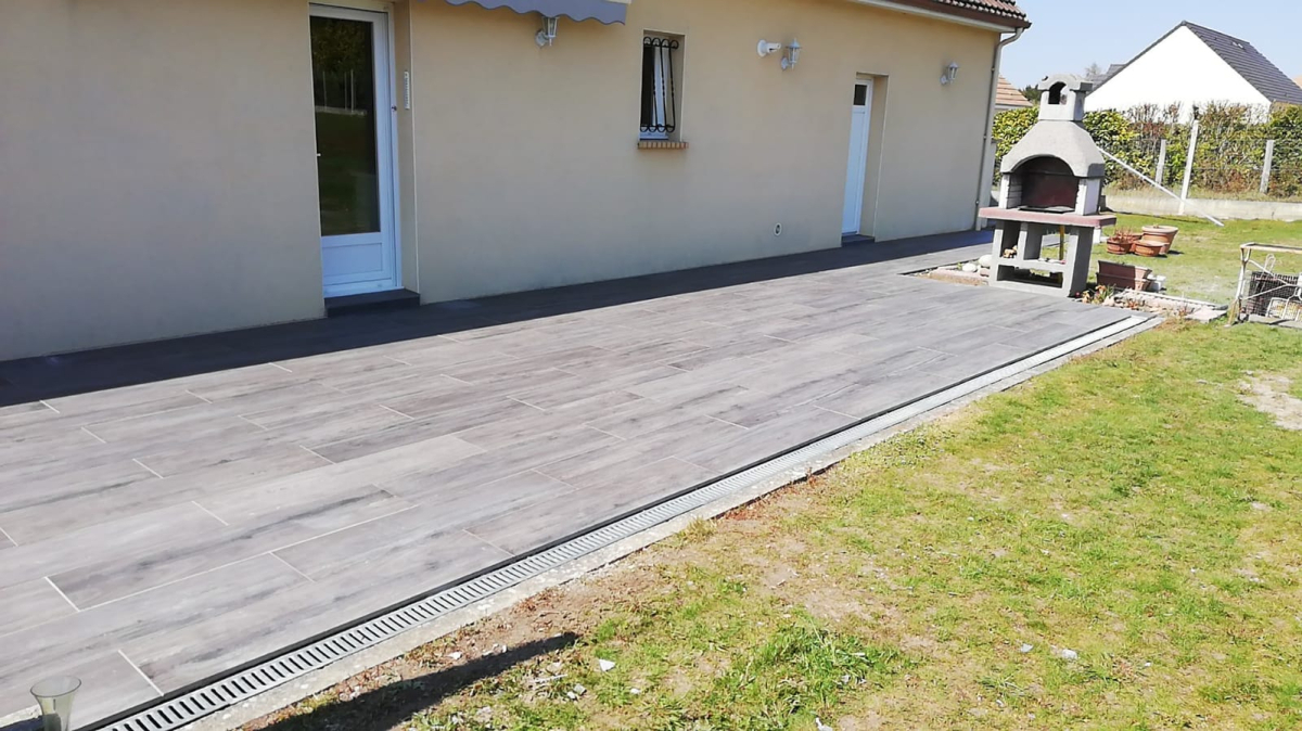 Ralisation Terrasse en Hydrostar et terrasse sur plots - Sarthe cre le 15/11/2021