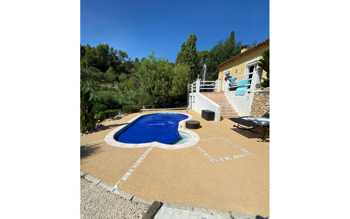 Conception Terrasse en bton decoratif - Alpes Maritimes cre le 09/12/2021
