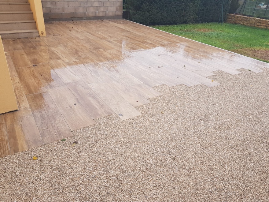 Cration Terrasse en grs crame conue le 07/12/2019