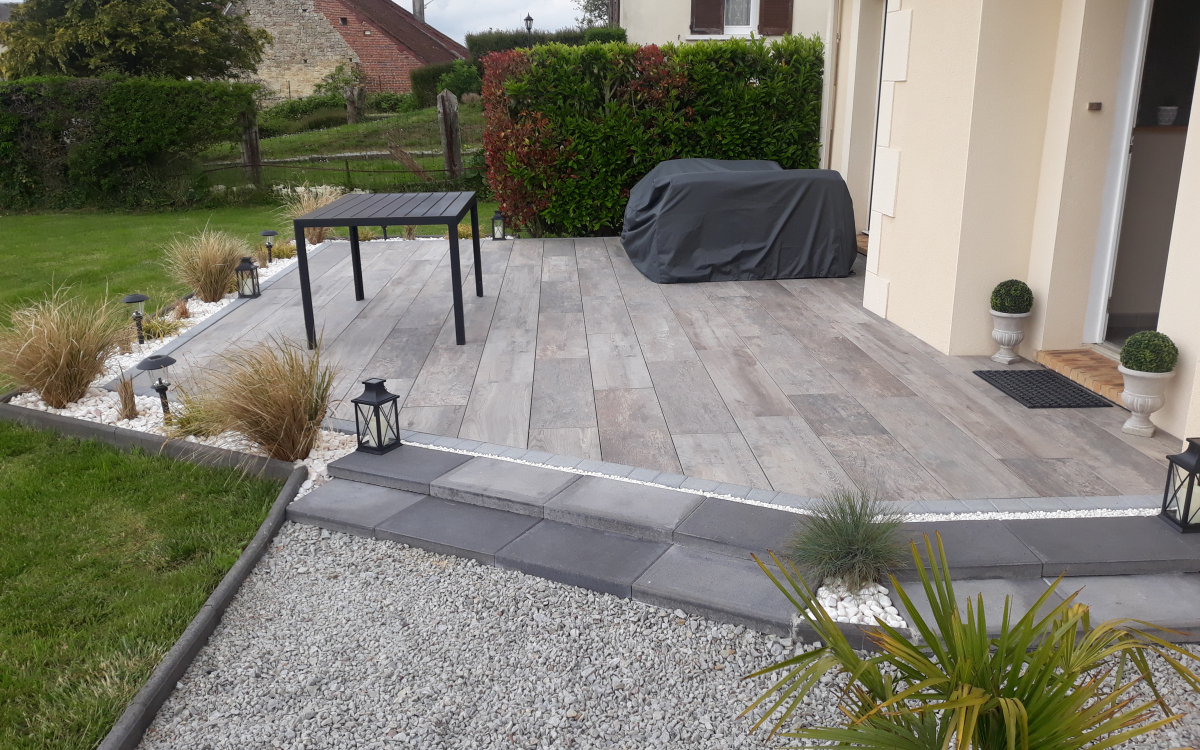 Conception Terrasse en grs crame - Eure cre le 25/05/2022