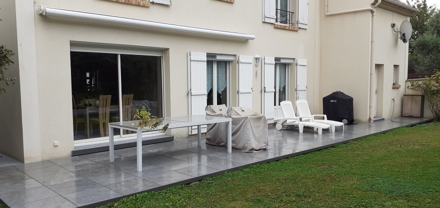 Conception Terrasse en grs crame  QUINCY SOUS SENART cre le 12/09/2021