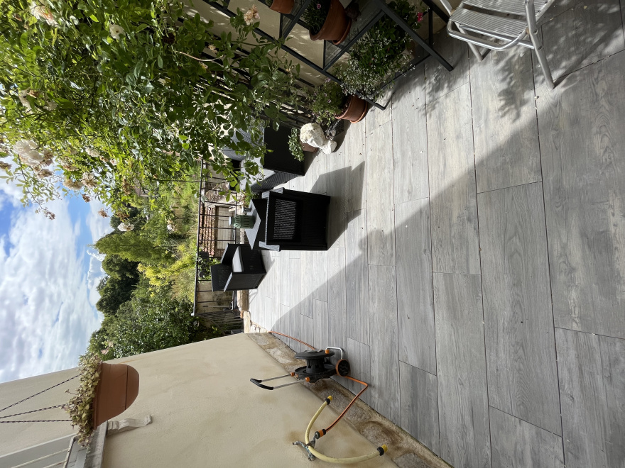 Ralisation Terrasse en grs crame  Anglure conue le 06/07/2022
