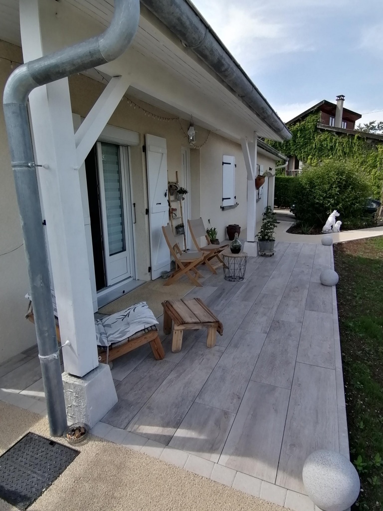 Ralisation Terrasse en grs crame  Lavans les St  Claude conue le 04/07/2022