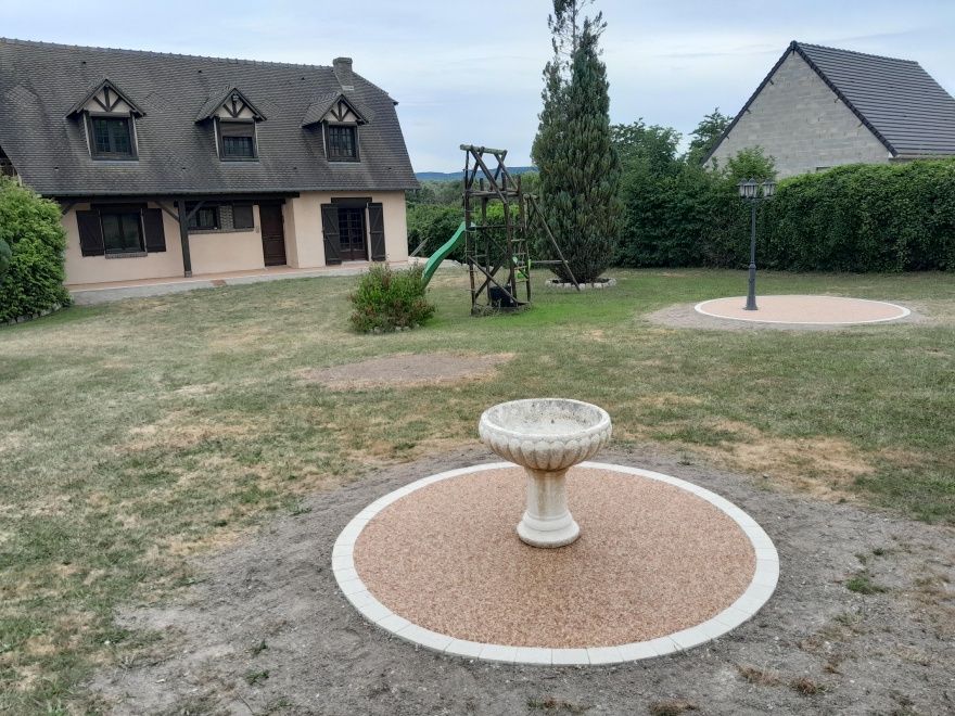 Conception Terrasse en Hydrostar et Pav la couture  Neslette cre le 25/07/2022
