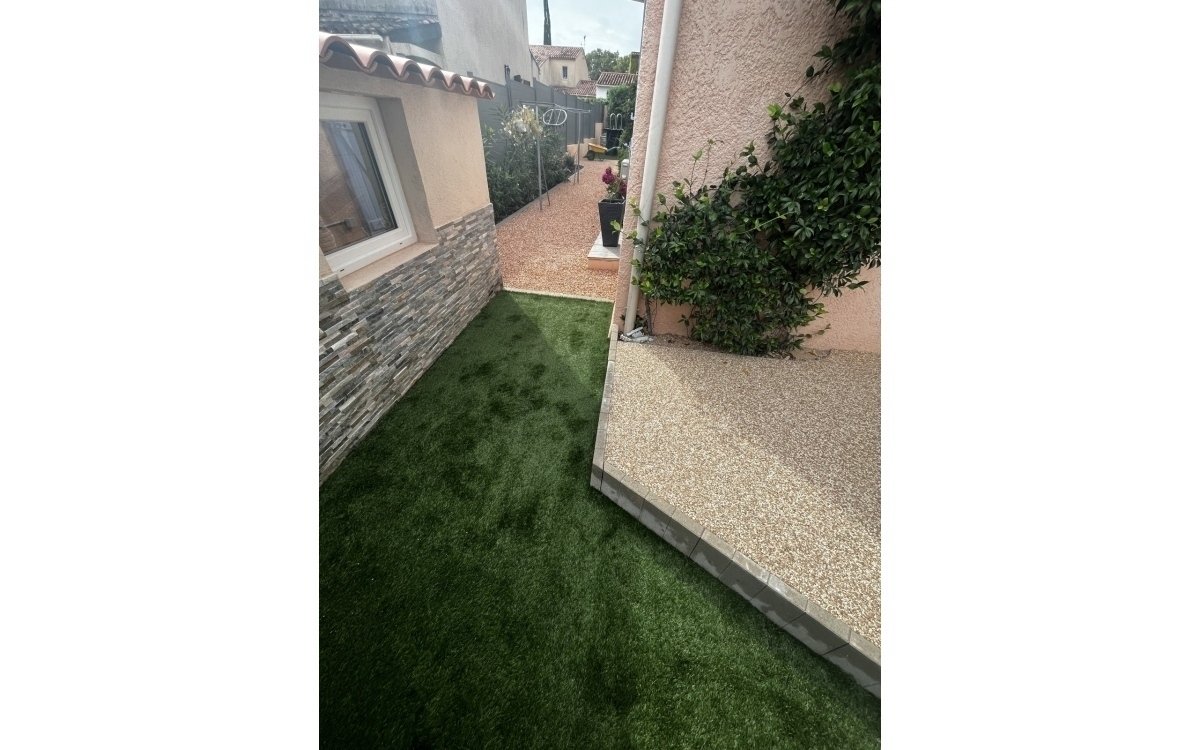 Cration Terrasse en Dm green et Hydrostar - Var ralise le 17/10/2022