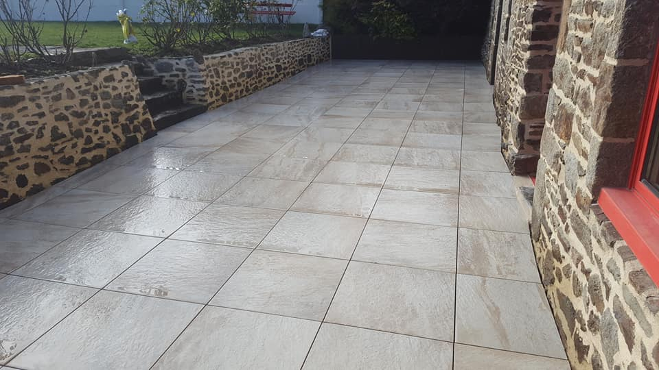 Cration Terrasse en terrasse sur plots - Drme conue le 03/03/2023