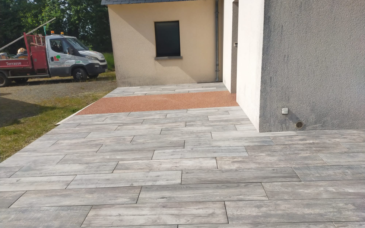Conception Terrasse en Hydrostar� et pavage dallage - Manche r�alis�e le 19/06/2023