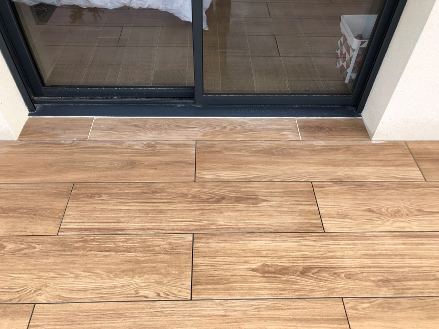 Ralisation Terrasse en grs crame  Saint Cyr sur Loire cre le 03/08/2023