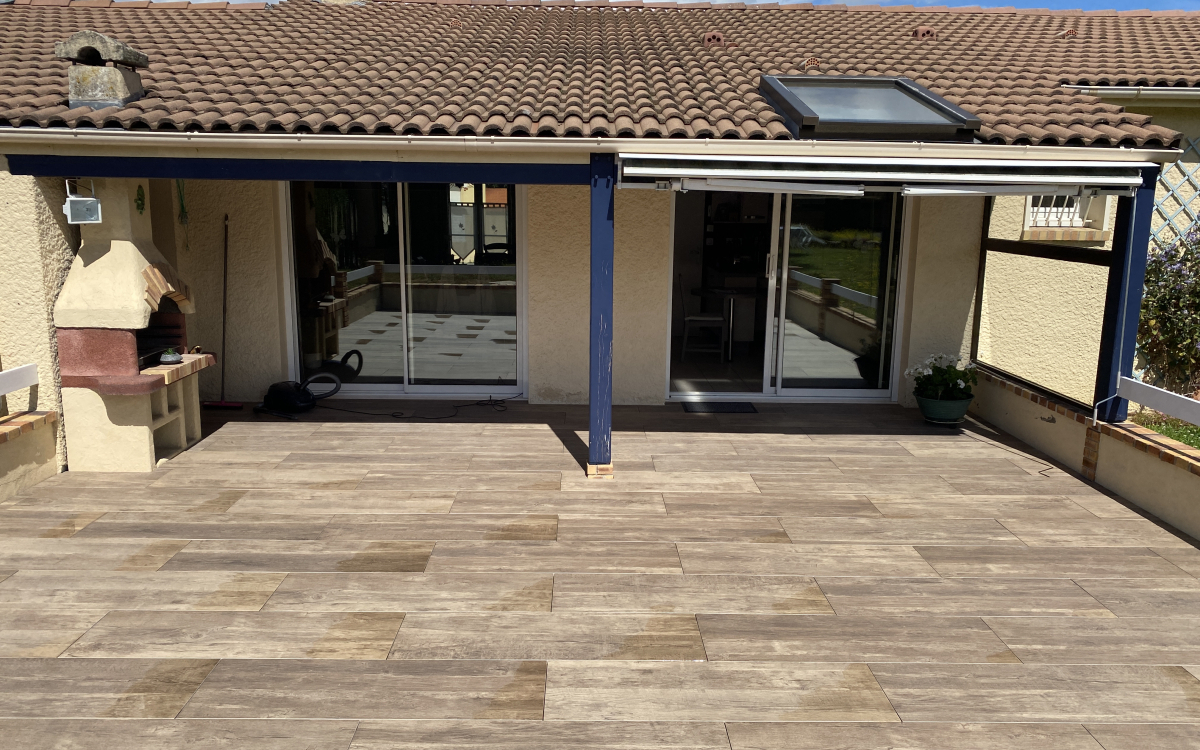 Cration Terrasse en grs crame  St Lger Sous Cholet ralise le 18/06/2021