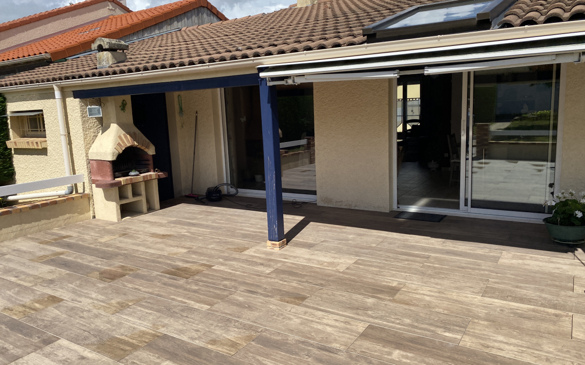 Cration Terrasse en grs crame  St Lger Sous Cholet ralise le 18/06/2021