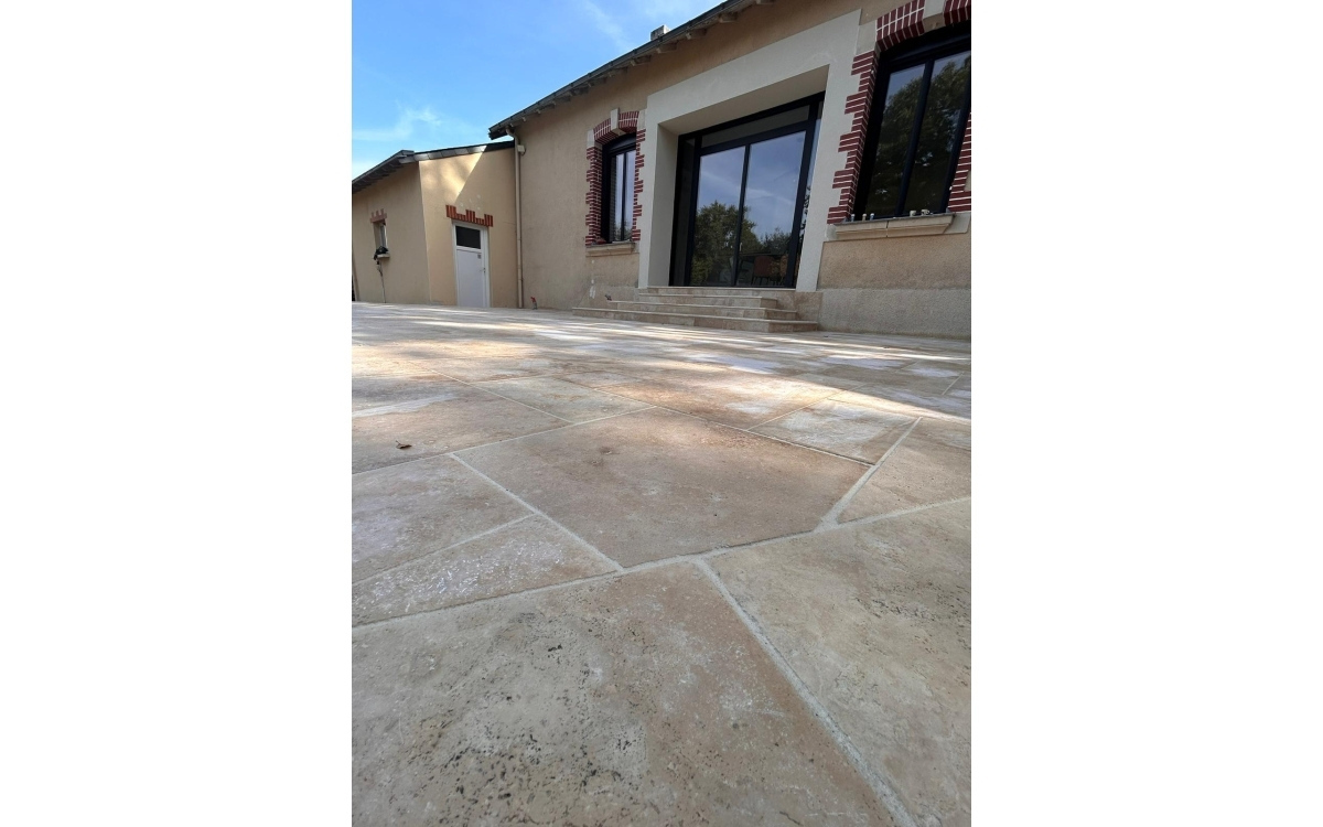 Cration Terrasse en pavage dallage  Basse goulaine  ralise le 11/10/2023